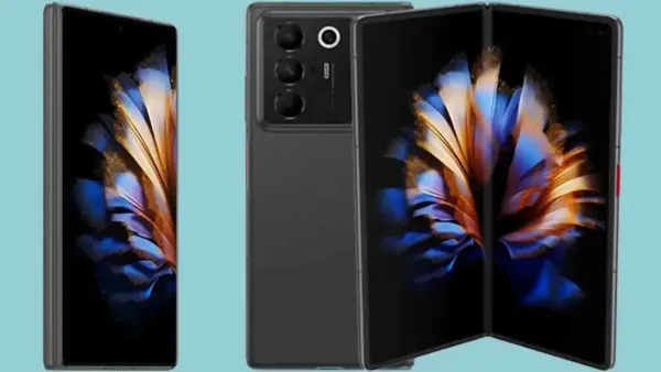 ZTE تكشف عن هاتف طي فاخر ينافس بقوة في 2024