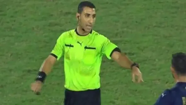 الحكم سيد منير يدير مواجهة كهرباء الإسماعيلية وبيراميدز المؤجلة في الدوري