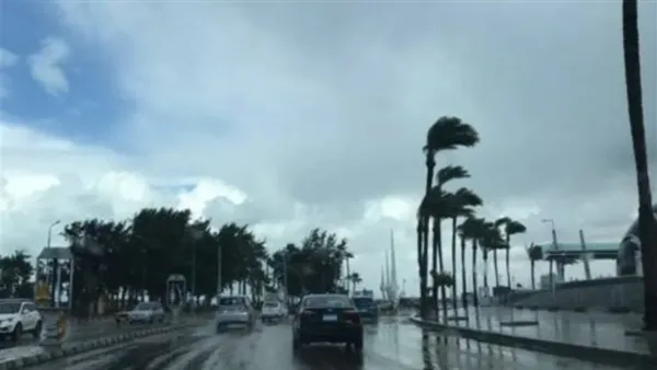 انخفاض درجات الحرارة في مصر مصحوب برياح نشطة وأمطار مستمرة خلال الأيام المقبلة