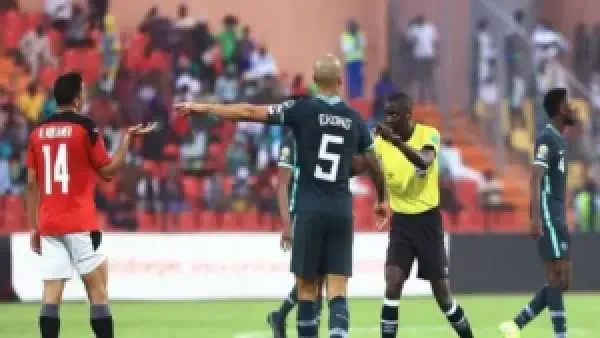 تردد القناة الناقلة لمباراة مصر ونيجيريا وكيفية مشاهدتها مجاناً