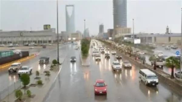 منخفض جوي يضرب السعودية بمطر غزير وصقيع وتأثيراته تصل إلى مصر