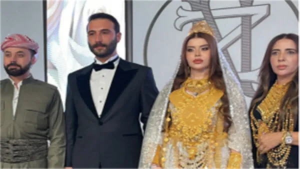 وزنها ذهب.. عروس عراقية تثير تفاعلًا واسعًا بمجوهرات ضخمة في حفل زفافها