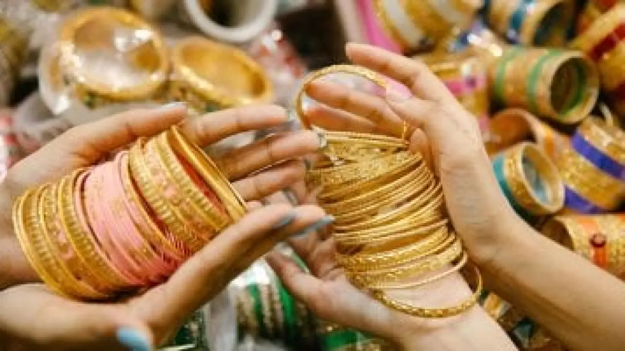 أسعار الذهب اليوم.. مفاجأة في بداية الأسبوع تصدم خبراء السوق.