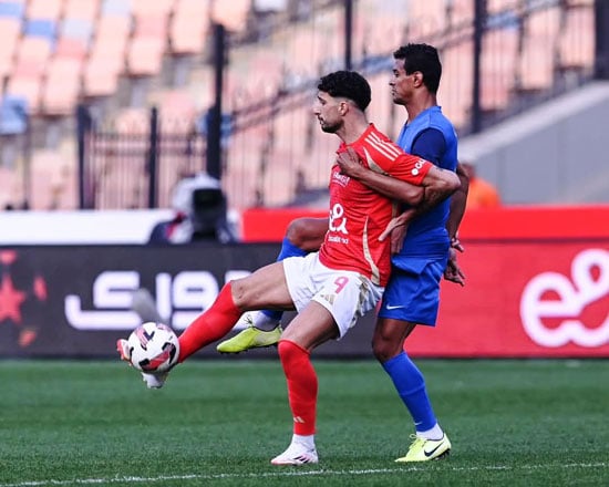 الميدالية خلال المباراة الميدالية خلال المباراة