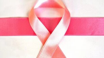 أطباء الأورام يحددون عادات يومية تزيد خطر سرطان الثدي دون