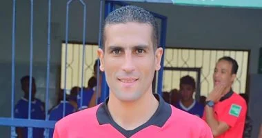 الزمالك يطارد انتصاره السابع أمام البنك الأهلي للاقتراب خطوة من قمة الدوري.