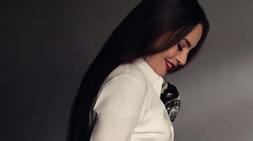 راهن الأطباء على نهاية مسيرتها فكان رد شريهان على حادث