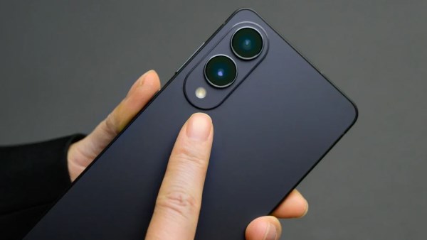 سامسونج تتخلى عن هاتف S26 Edge لصالح طراز جديد هو الأنحف في تاريخها.