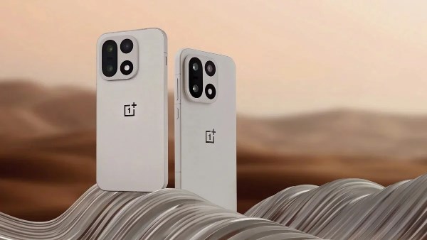 لم يتبق شيء للإعلان الرسمي.. تسريبات تكشف تصميم ومواصفات هاتف OnePlus 15 بالكامل