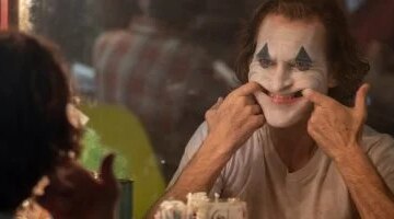 من المهرجين إلى طرقات الباب هكذا يتلاعب الهالوين بعقولنا ويثير