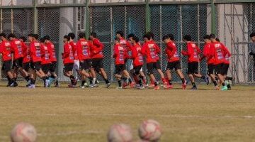 موهبة ليون الفذة تقف عائقاً أمام حلم منتخب الناشئين في