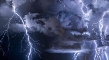 3 أيام أمطار غزيرة و8 ساعات ظاهرة جوية مميزة في