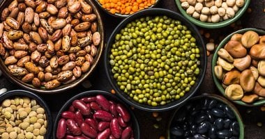 أسعار البيض والبقوليات تستقر في سوهاج مع تحسن في توازن العرض والطلب