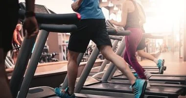 أطباء يحسمون الجدل: متى وكيف يمارس مريض السكر الرياضات الشاقة بأمان؟