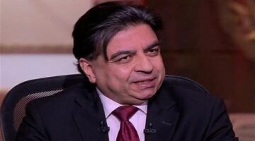 ألم الكتف الشمال جمال شعبان يحذر من تجاهله كعلامة لأزمة