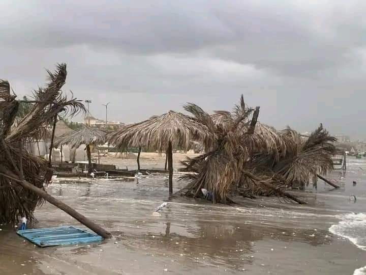 الأمطار الغزيرة في بورسعيد تغمر الشوارع وتُعطل حركة المرور لأكثر من 72 ساعة