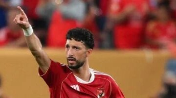 الأهلي يعيد ترتيب هجومه رحيل وسام أبو علي لبيراميدز يمهد