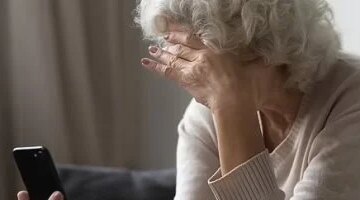 انقطاع التنفس أثناء النوم يرتبط بنزيف دماغي صامت وتلف الخلايا