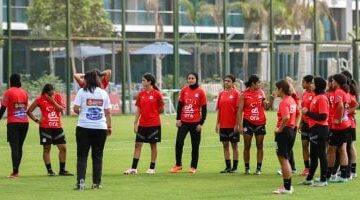 بعثة منتخب مصر للشابات تغادر إلى تونس لخوض بطولة شمال