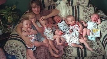 بعد 28 عامًا على الولادة التي شغلت العالم أين أصبح