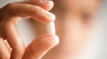 تحذير طبي الإفراط في فيتامينات الشعر والبشرة والأظافر قد يسبب