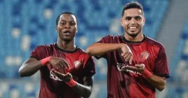 طموح بتروجت يصطدم بحاجز سيراميكا في ليلة حاسمة بالدوري المصري.