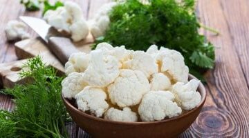 غسله بالماء لا يقتل البكتيريا الطريقة المثلى لتنظيف القرنبيط قبل