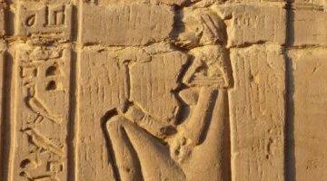 قبل 3500 عام استخدم المصريون القدماء القمح والشعير في اختبار