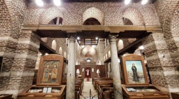 كنيسة المغارة بجبل أسيوط الملجأ الأخير الذي أنهى رحلة العائلة