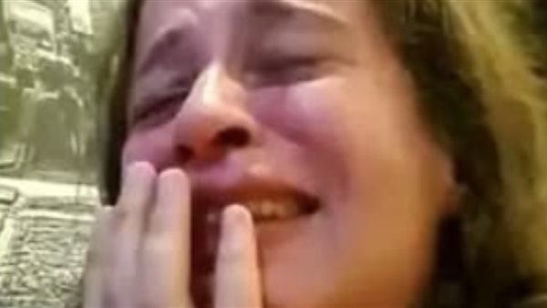 “لم أخطئ”.. سيدة حلوان ترد على منتقدي فيديو احتفالها بزواج زوجها الثاني.