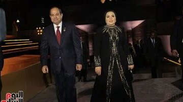 مرمر حليم المصممة التي وضعها فستان السيدة الأولى في صدارة