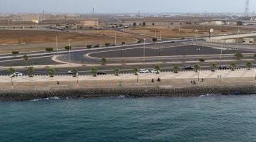 مع اعتدال أجوائها شواطئ جازان تتحول إلى ملاذ للسكان والزوار