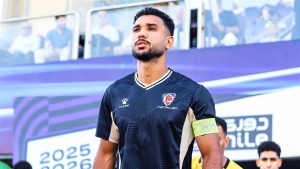 هادي رياض.. أرقام دفاعية تكشف سر رغبته في الزمالك يناير المقبل