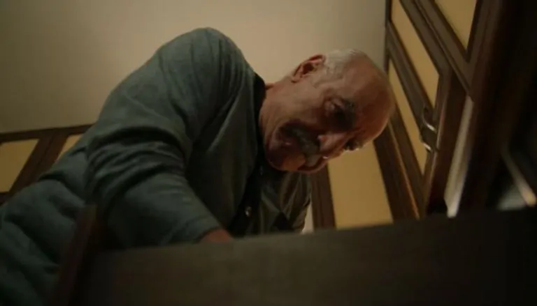 لقطات مؤثرة.. مسلسل سلمى الحلقة 86 يشهد انهيار نديم عقب كشف ابتزاز ميرنا 3 لقطات مؤثرة.. مسلسل سلمى الحلقة 86 يشهد انهيار نديم عقب كشف ابتزاز ميرنا