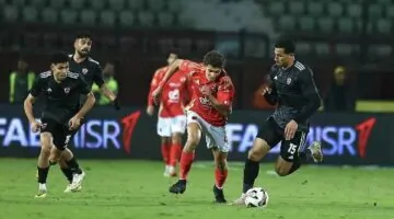 تصعيد 13 لاعبًا من ناشئي الأهلي لتعزيز صفوف الفريق في