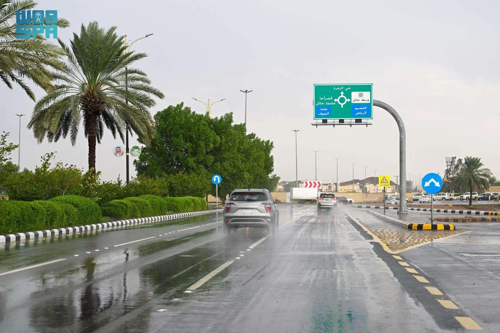 الأرصاد تحذر: أمطار غزيرة الأربعاء والخميس على الرياض وتمتد إلى 8 محافظات 3 أمطار غزيرة الأربعاء والخميس